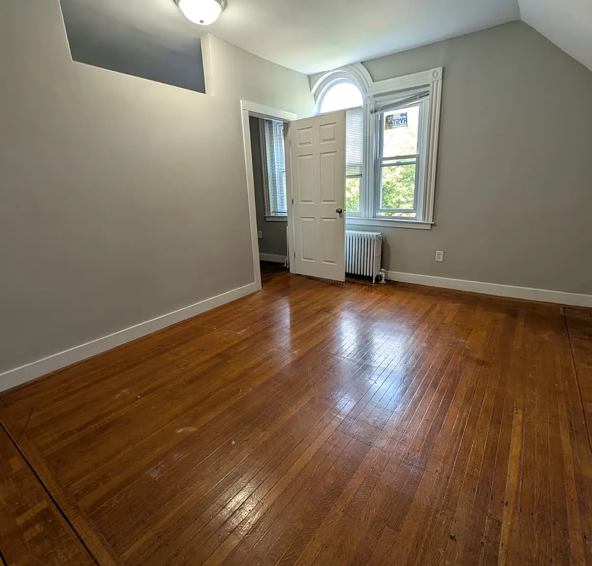 2 bed, $1,675 — Photo 1