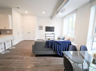 1317 W Loyola Ave #1, Chicago, IL 60626