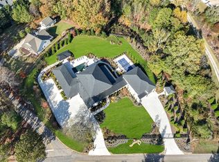 6022 Jim Crow Rd, Flowery Branch, GA 30542