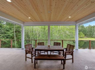 110 E Eugenia Pl, Allyn, WA