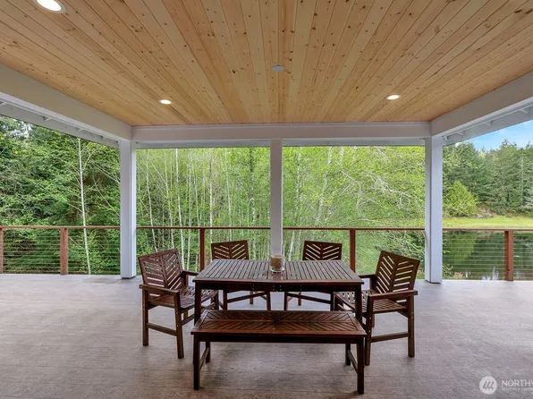 110 E Eugenia Place, Allyn, WA 98524