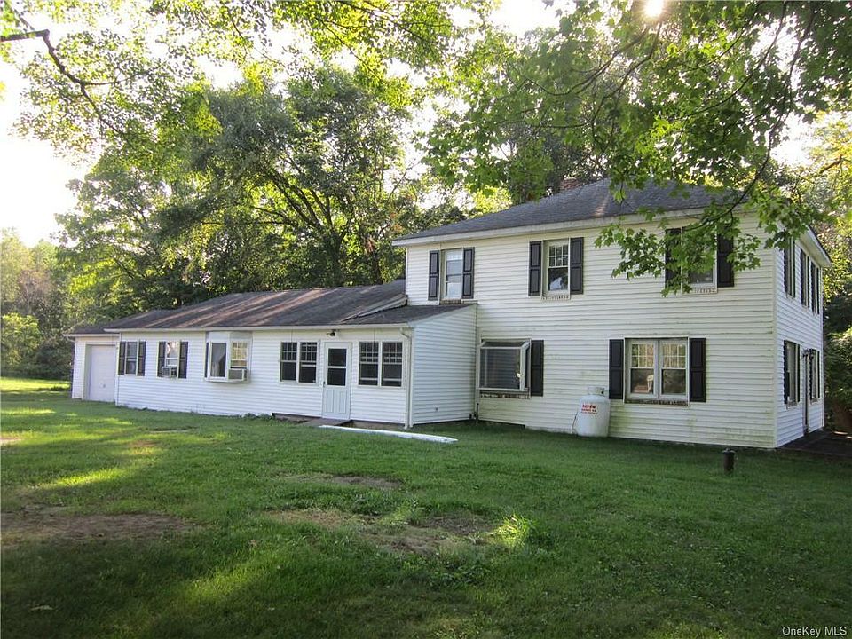 1st image of 5 Bookstaver Ln