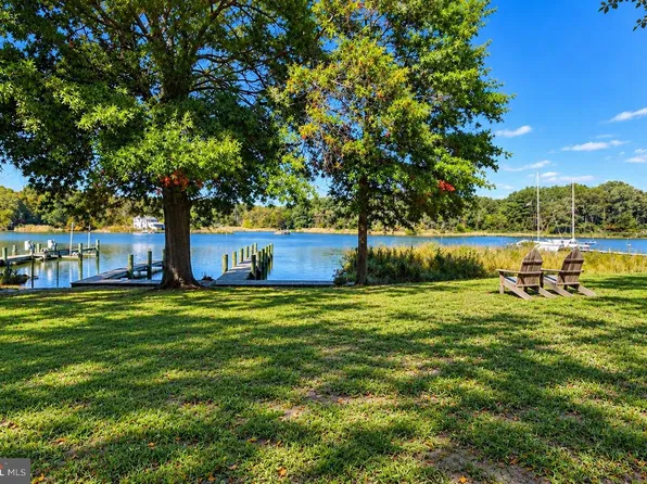 964 Main St, Deale, MD 20751