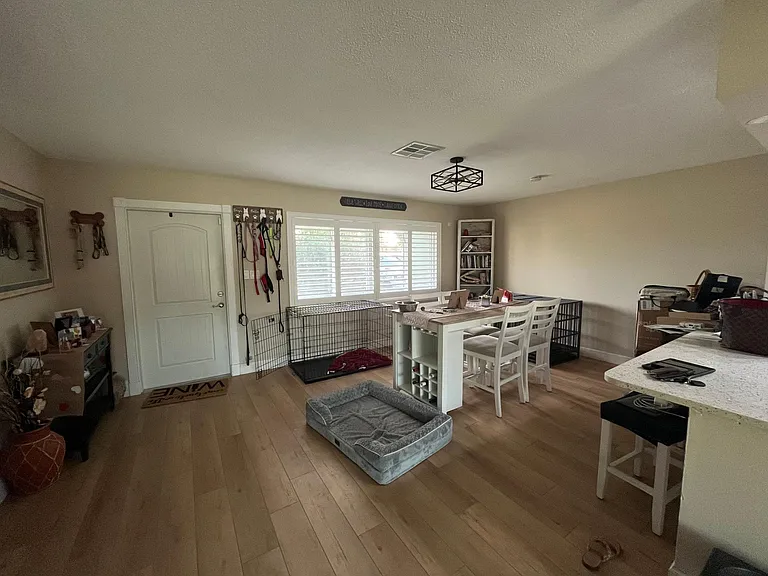 310 Dorchester Dr — Photo 11