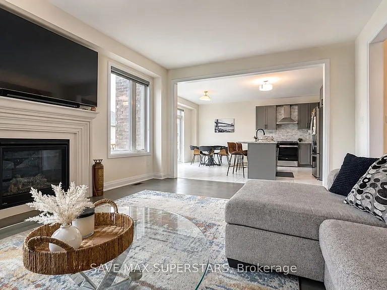 4 Sweet Cicely St — Photo 12