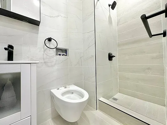 Rented by Doorway NYC, LLC | media 10