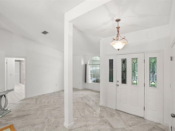 3rd image of 8020 Moonlight Ln