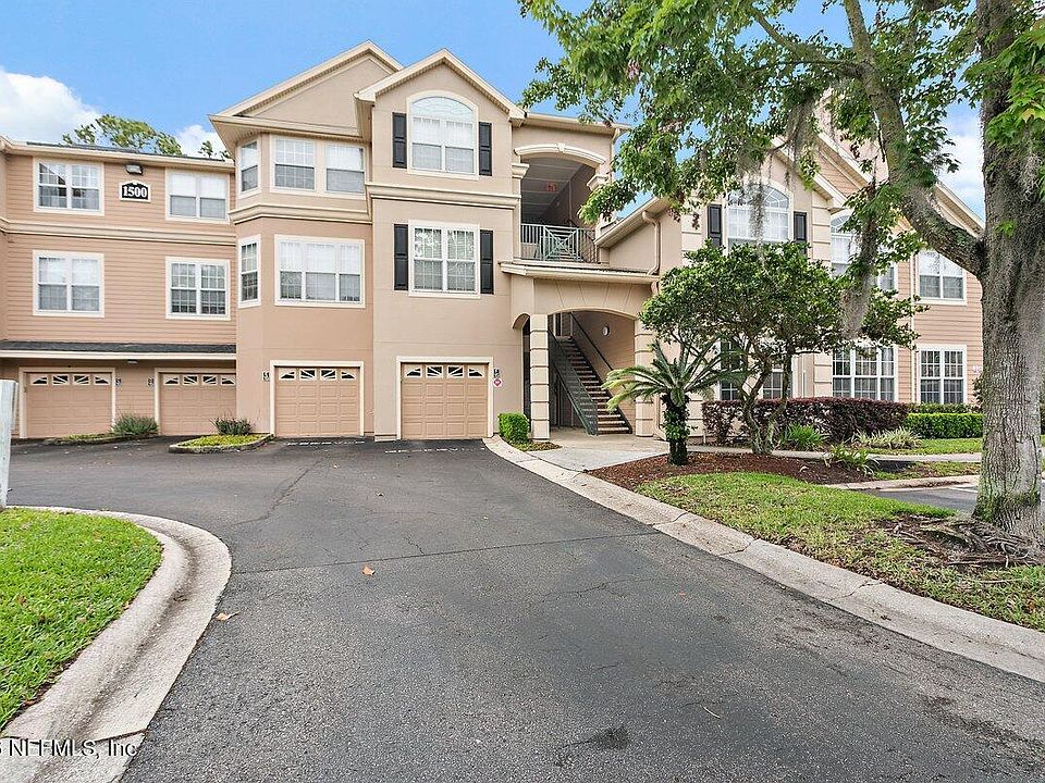 1st image of 13810 SUTTON PARK Drive #1511