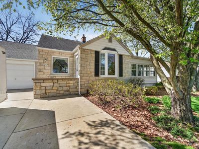 13707 W Forest DRIVE, New Berlin, WI, 53151