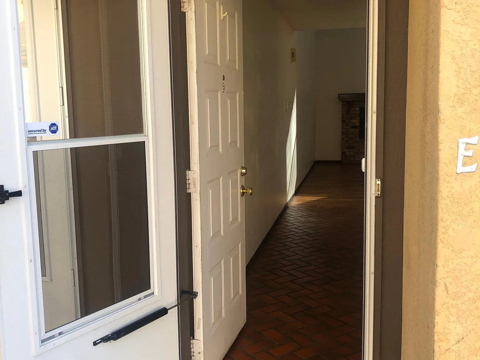 11512 Candelaria Rd NE — Photo 4