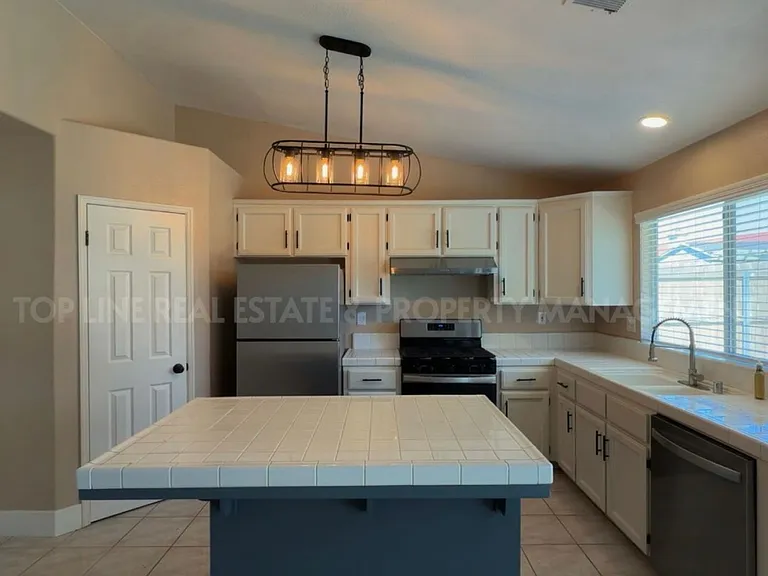 520 Pepper Dr — Photo 14