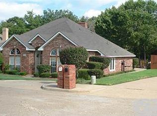 705 Robin Meadow Dr, Desoto, TX 75115