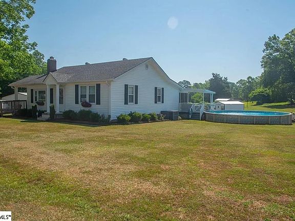 2nd image of 223 Marshall Cir