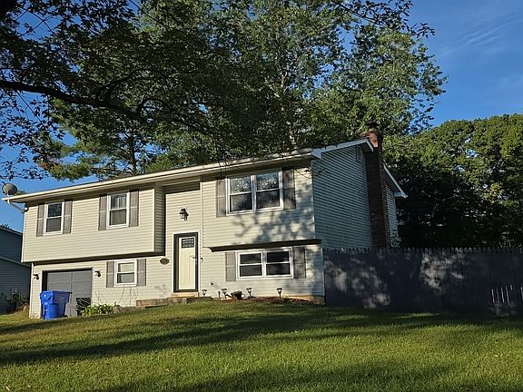 2nd image of 722 University Dr