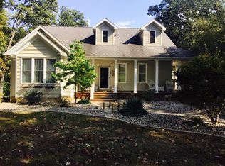 7796 Blooming Grove Rd, Mc Leansboro, IL 62859