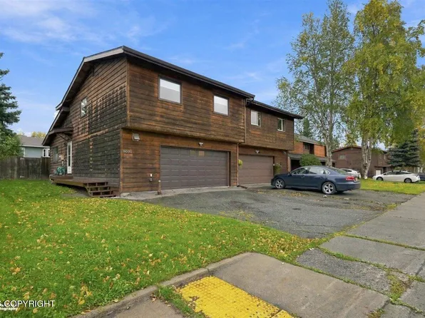 8031 Fairwood Cir, Anchorage, AK 99518