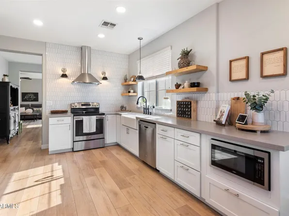 42949 N VOYAGE Trail, Phoenix, AZ 85086