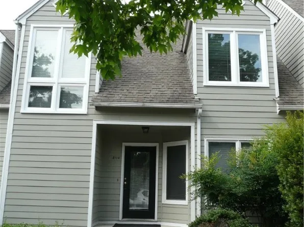 8114 Greystone Cir E, Henrico, VA 23229