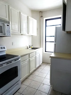 Rented by City Connections Realty | media 13