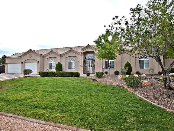 4th image of 201 E Chaparral Dr