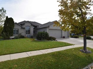 1465 6th St E, West Fargo, ND 58078