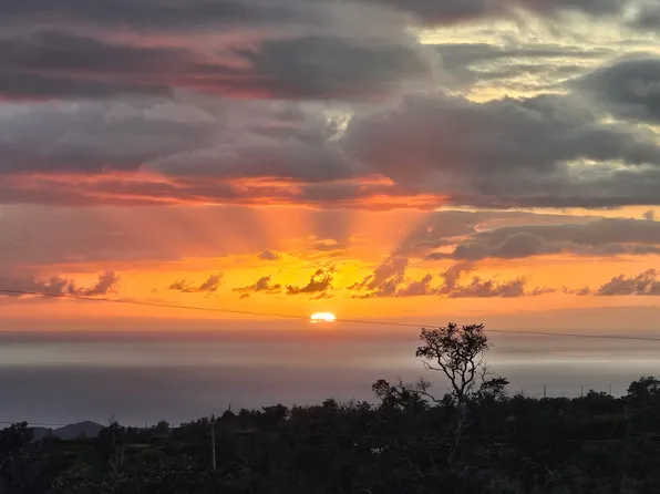 92-8490 Jasmine Dr, Ocean View, HI 96704