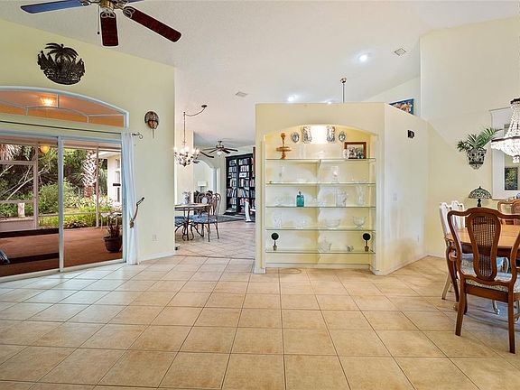 5th image of 2313 S Daytona Ave