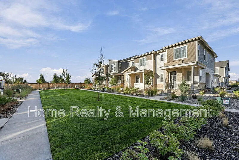 3 bed, 2.5 bath, 1547 sqft, $2,650 — Photo 4