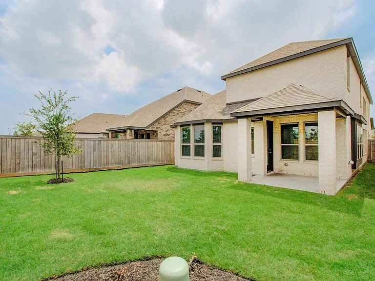 14910 Mossycup Spur Way — Photo 37