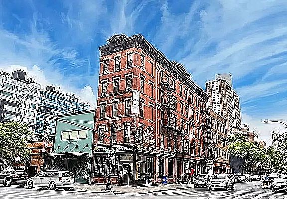 5th image of 457 W 17th St #25