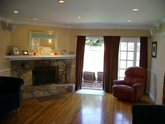 Living room with fireplace