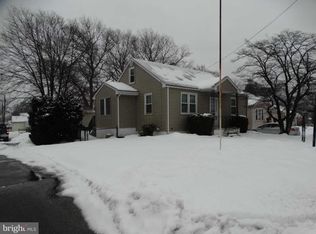 40 Kuser Rd, Hamilton, NJ 08619