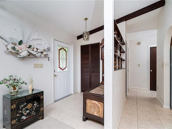 3rd image of 3264 Glencove St