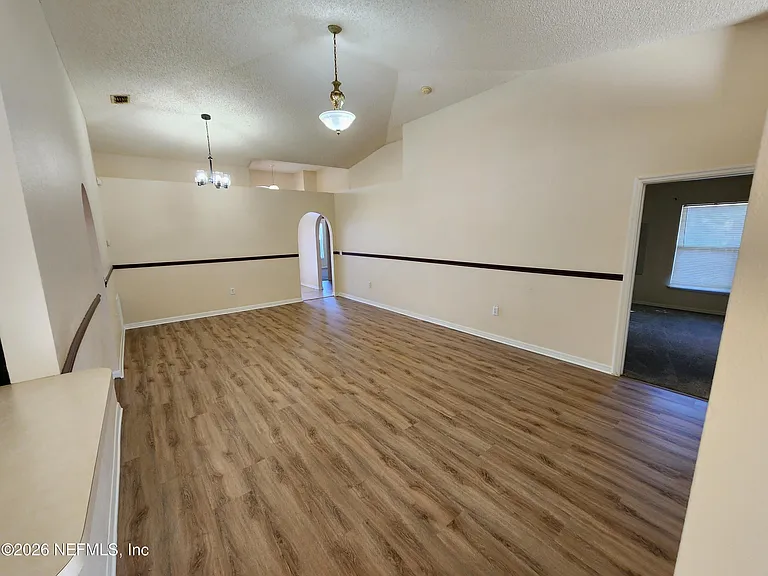 5940 Wentworth Cir S — Photo 6