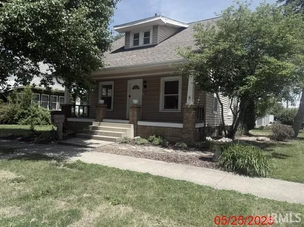 107 Dewey St, Monticello, IN 47960