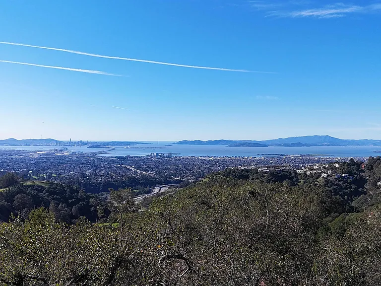 6100 Skyline Blvd — Photo 23