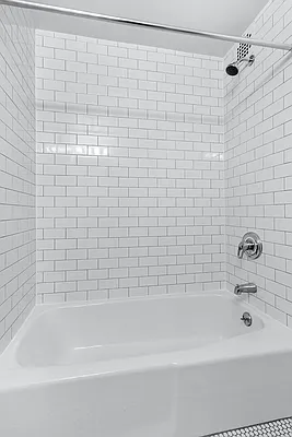 Rented by Mirador Real Estate | media 7