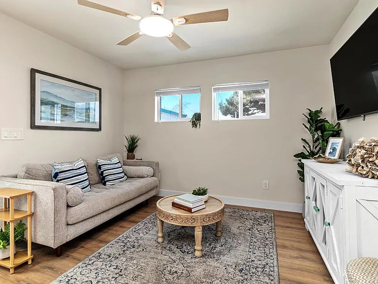 4871 Long Branch Ave — Photo 5