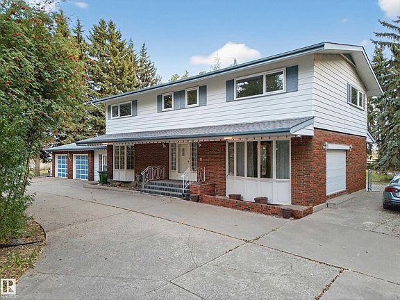 2nd image of 707 65th Ave NW