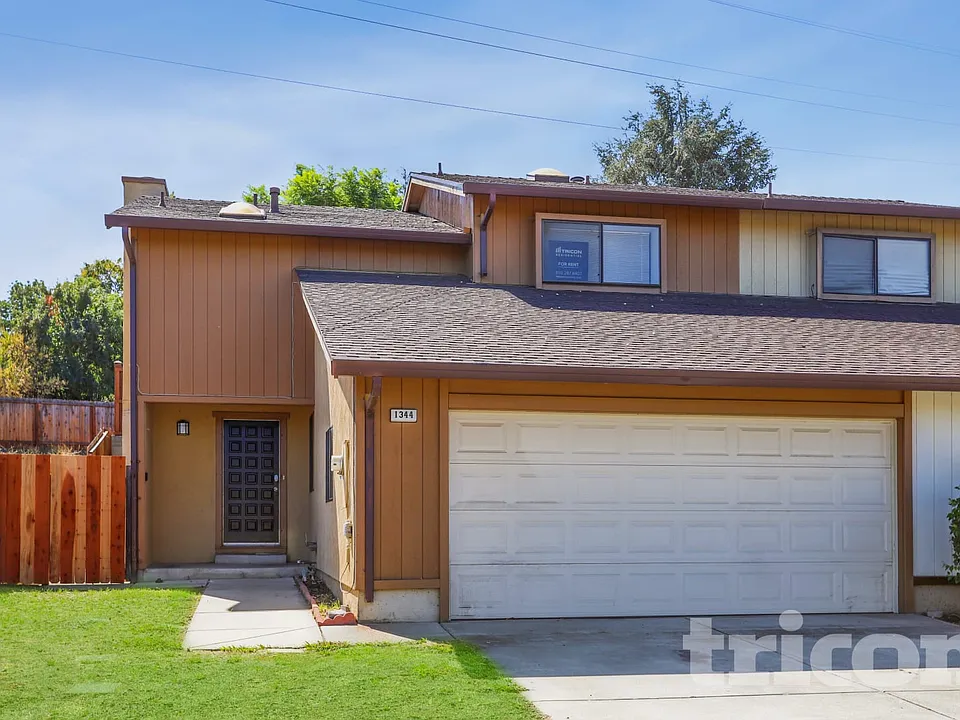 1344 Shaddick Dr