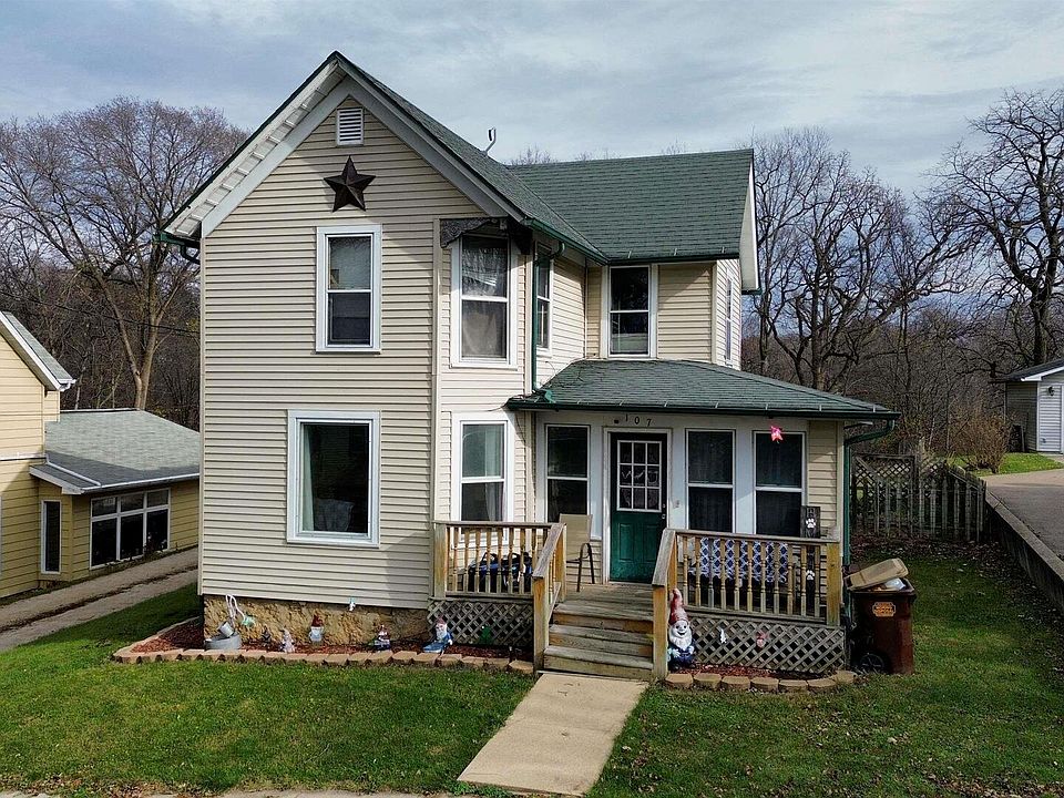 1st image of 107 N Strickler Ave