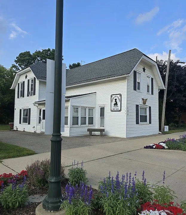 135 E Livingston Rd #2