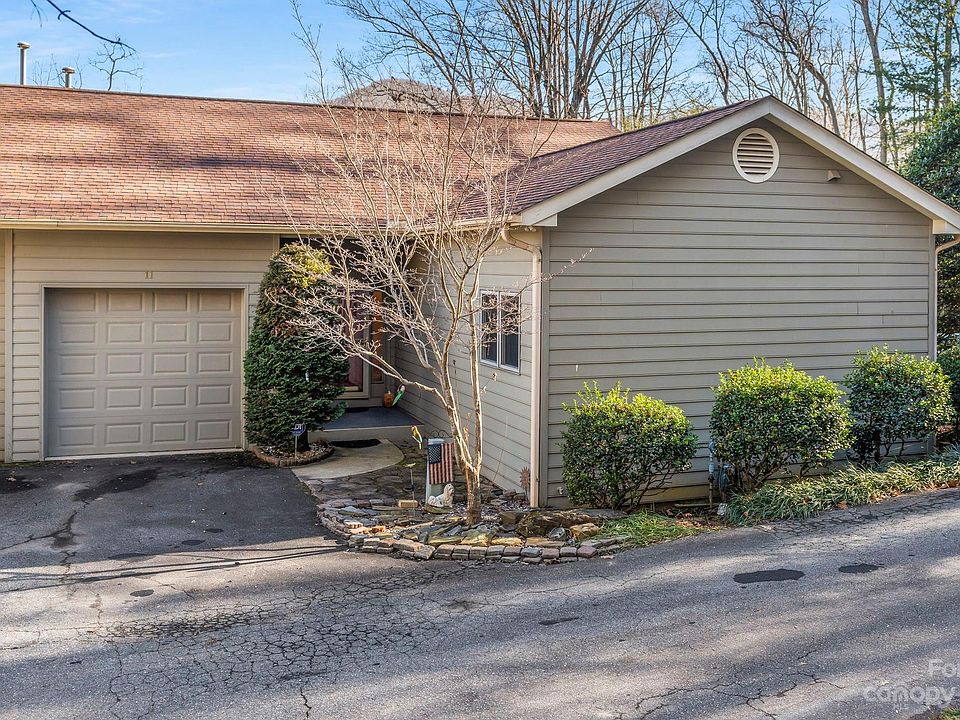 1st image of 11 Cove View Ln