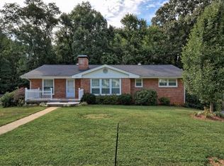 1315 Woodside Dr, Johnson City, TN 37604