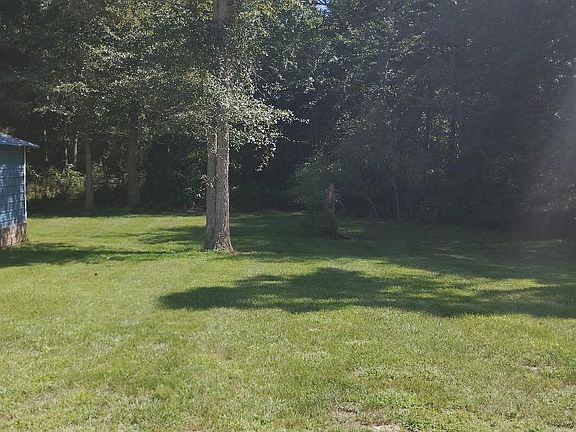 4th image of 1515 Pleasant Dr