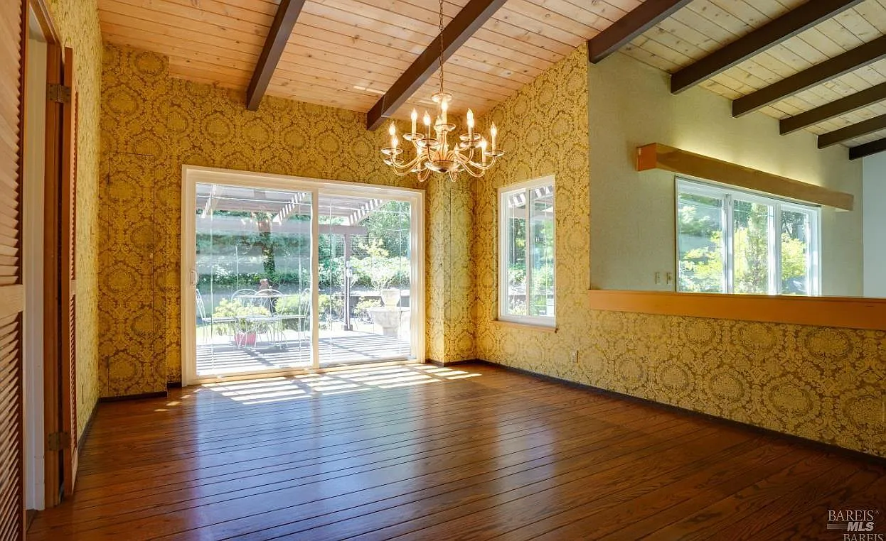 4 bed, 2751 sqft, $4,750 — Photo 4