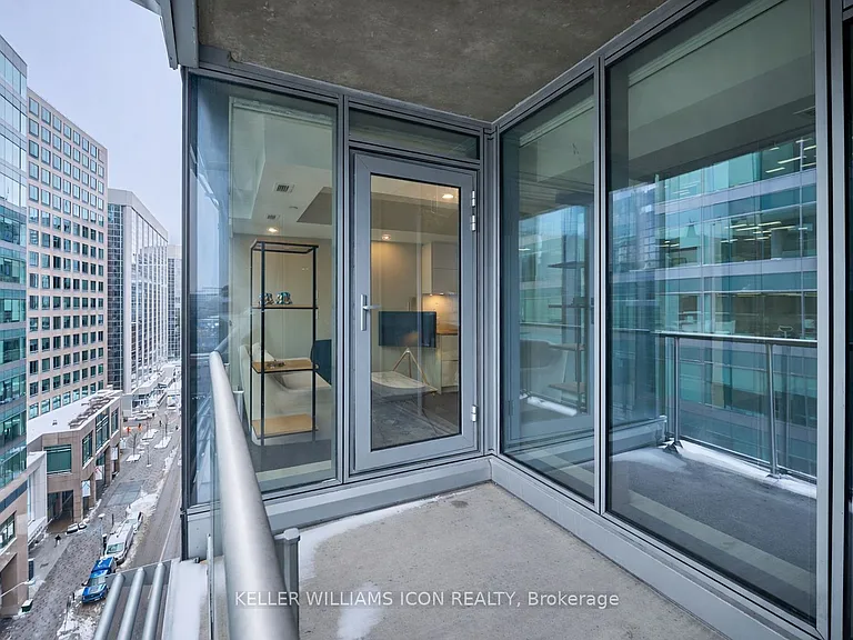 101 Queen St #911 — Photo 19