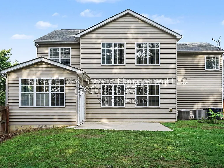 13502 Delstone Dr — Photo 31
