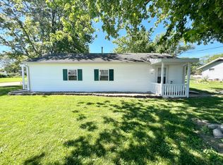 21 Charles Dr, Rantoul, IL 61866