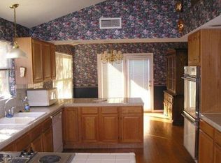 2707 Laurel Valley Ln, Arlington, TX 76006